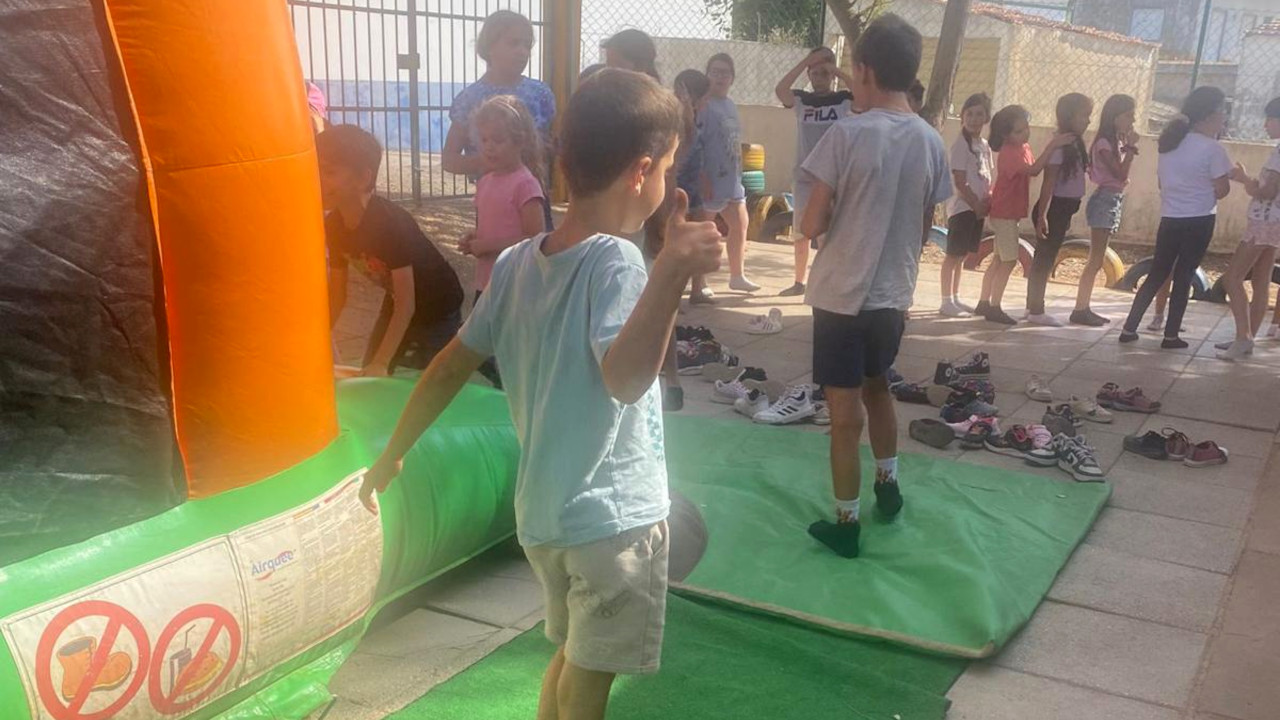 Celebrações do Dia da Criança na Escola da Amorosa